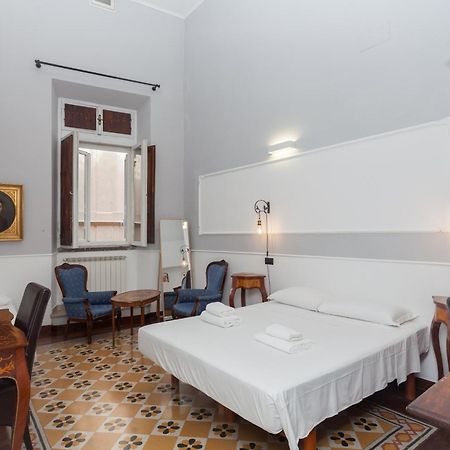 Palazzo Del Duca Piazza Navona Guest House Рим Экстерьер фото