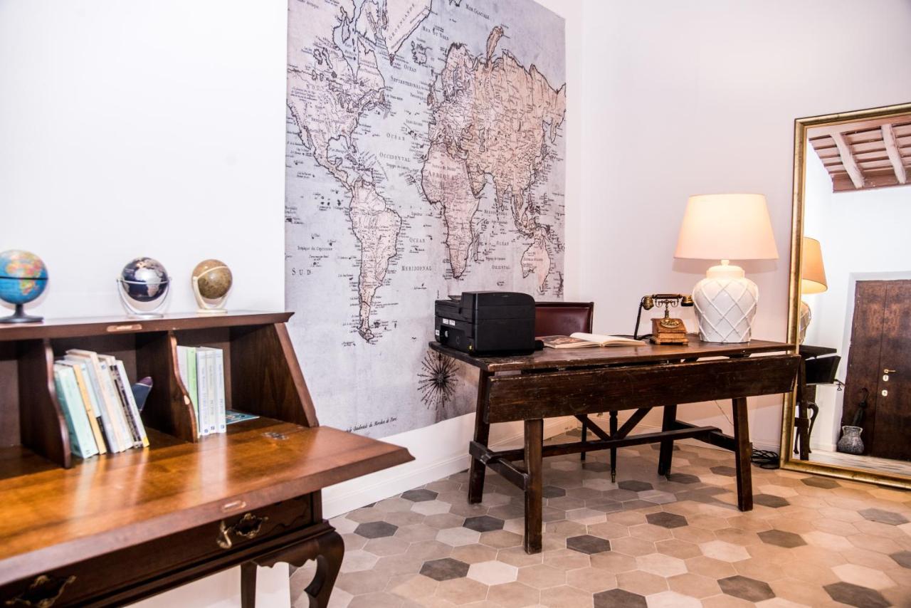 Palazzo Del Duca Piazza Navona Guest House Рим Экстерьер фото