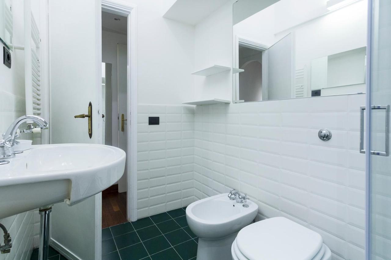 Palazzo Del Duca Piazza Navona Guest House Рим Экстерьер фото